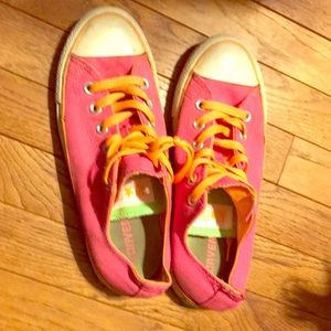 Worn Pink Converse